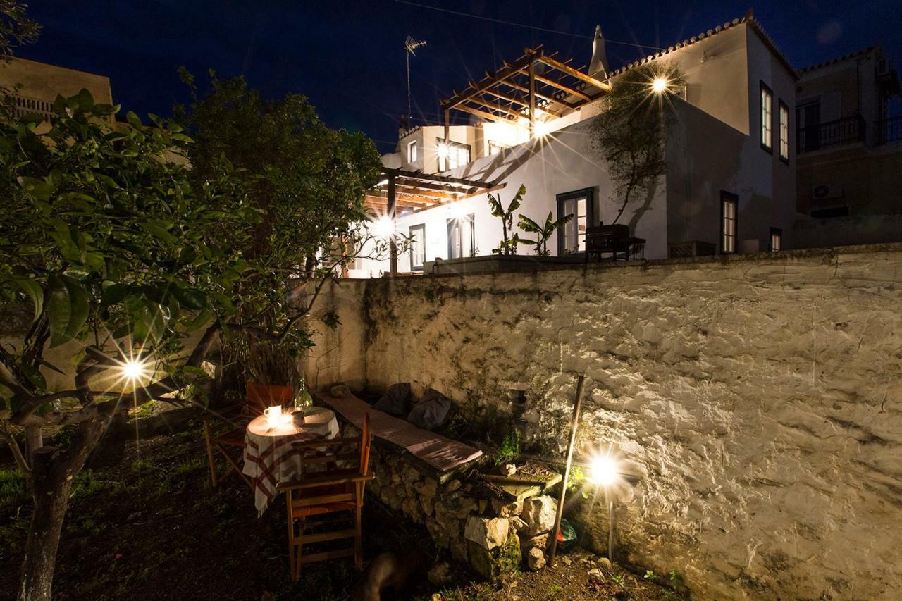 Two Olive Trees Guest House Spétses Екстериор снимка