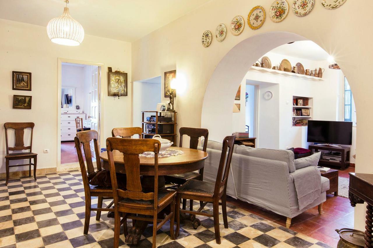 Two Olive Trees Guest House Spétses Екстериор снимка