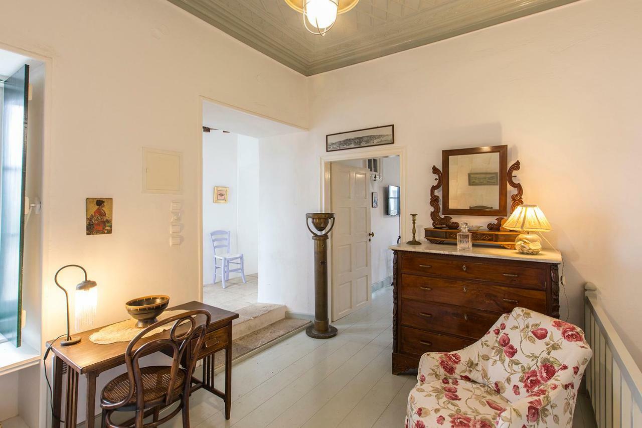 Two Olive Trees Guest House Spétses Екстериор снимка