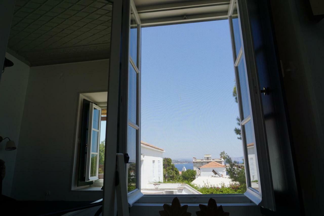 Two Olive Trees Guest House Spétses Екстериор снимка